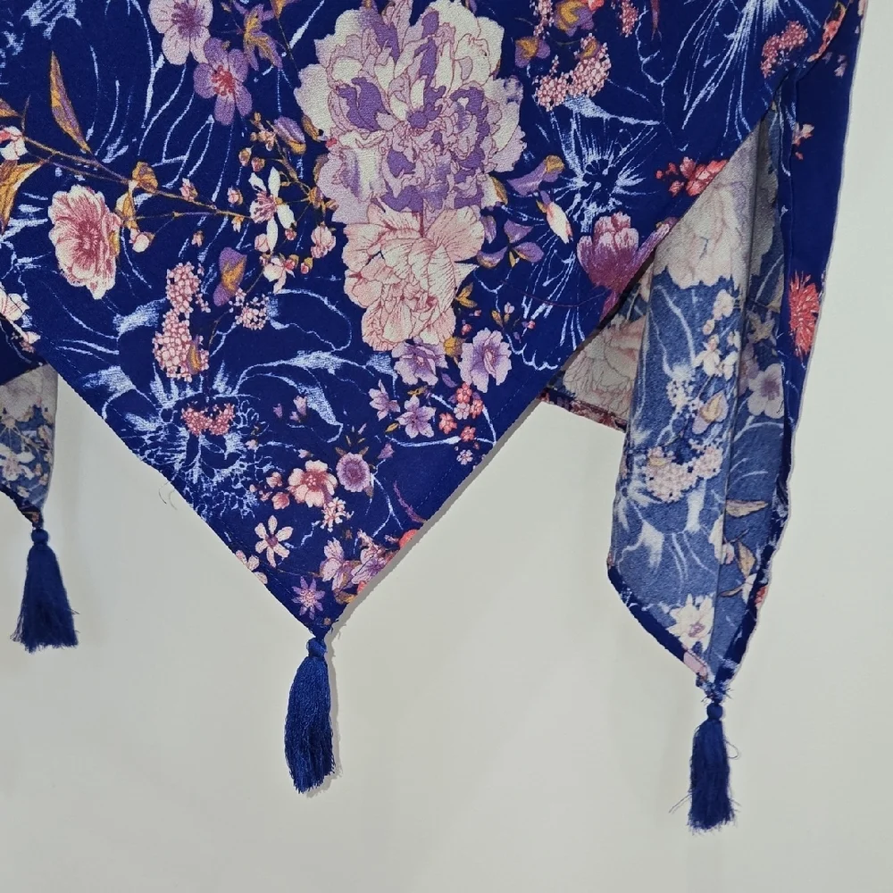 Knox Rose Sapphire Blue and Pink Romantic Floral Boho Ornate Tassels Kimono - Picture 4 of 6